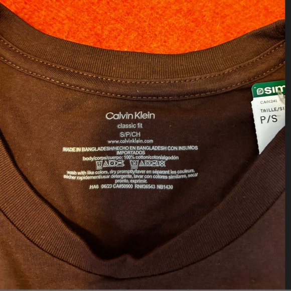 Calvin Klein brown classic crew neck cotton tee NWT - Picture 4 of 5
